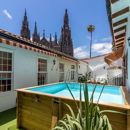 Casona Gildana: Historia, Patrimonio/E-Working Villa อารูกัส ภายนอก รูปภาพ