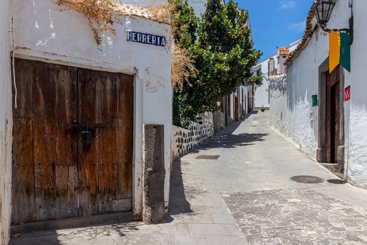 Casona Gildana: Historia, Patrimonio/E-Working Villa อารูกัส ภายนอก รูปภาพ