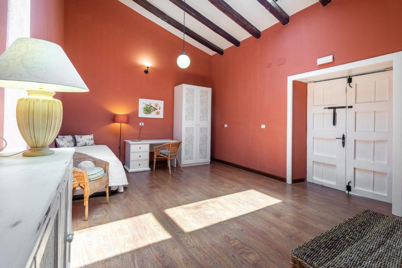 Casona Gildana: Historia, Patrimonio/E-Working Villa อารูกัส ภายนอก รูปภาพ