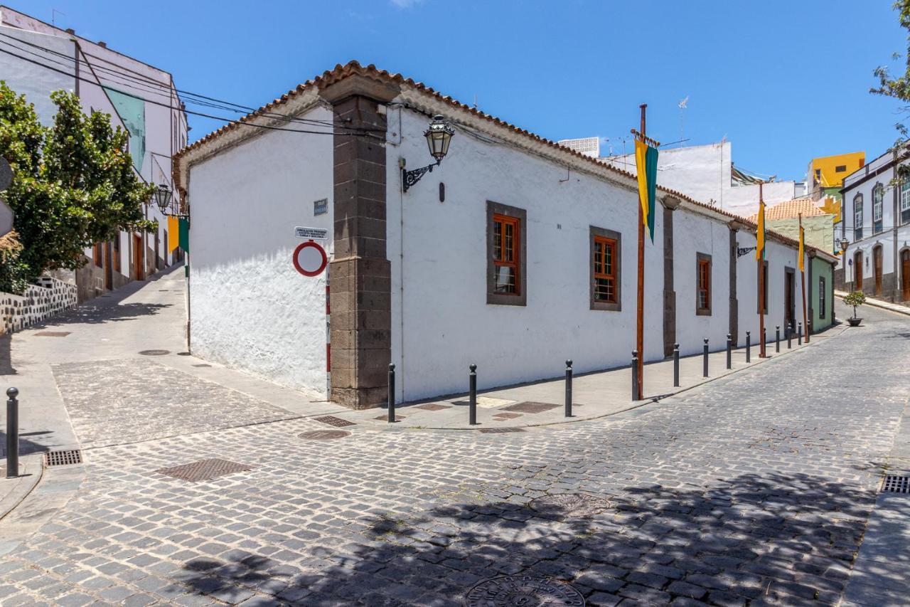 Casona Gildana: Historia, Patrimonio/E-Working Villa อารูกัส ภายนอก รูปภาพ