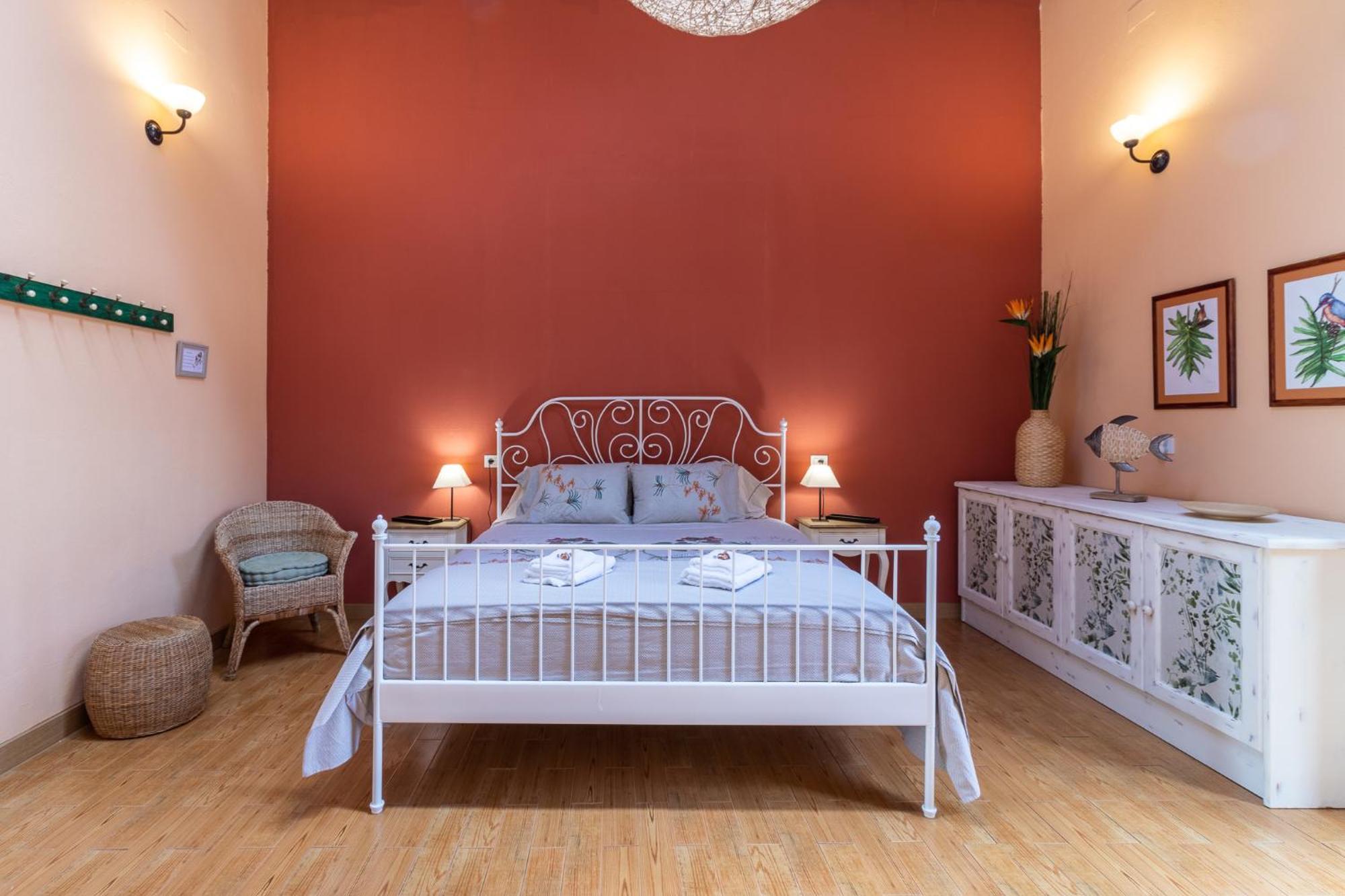 Casona Gildana: Historia, Patrimonio/E-Working Villa อารูกัส ภายนอก รูปภาพ